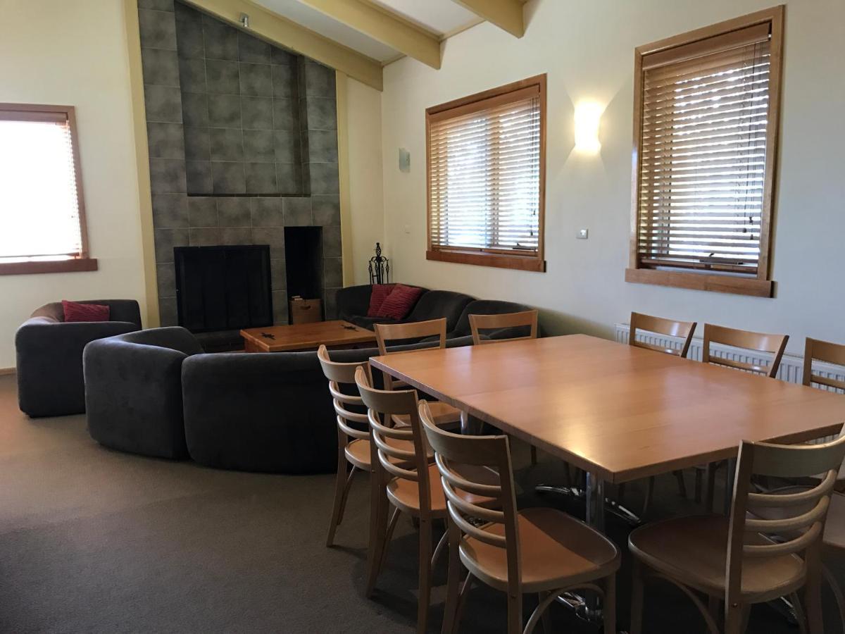 Cooroona Alpine Lodge Фоллс-Крік Екстер'єр фото