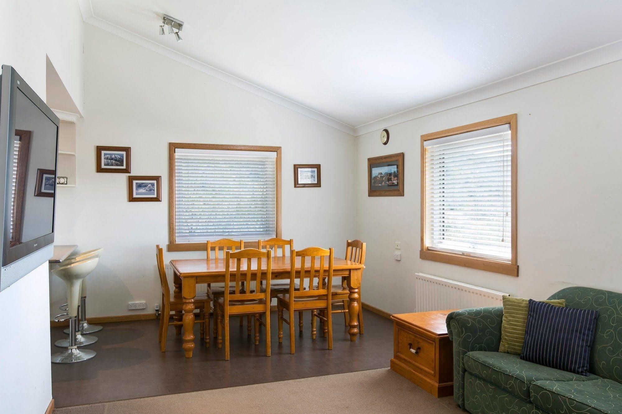 Cooroona Alpine Lodge Фоллс-Крік Екстер'єр фото